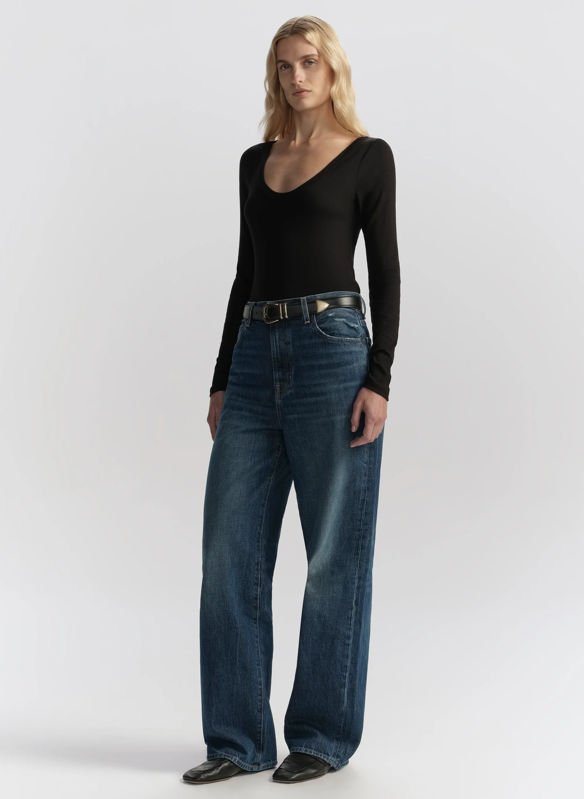 The 747 Relaxed Wide Jean - Image 4