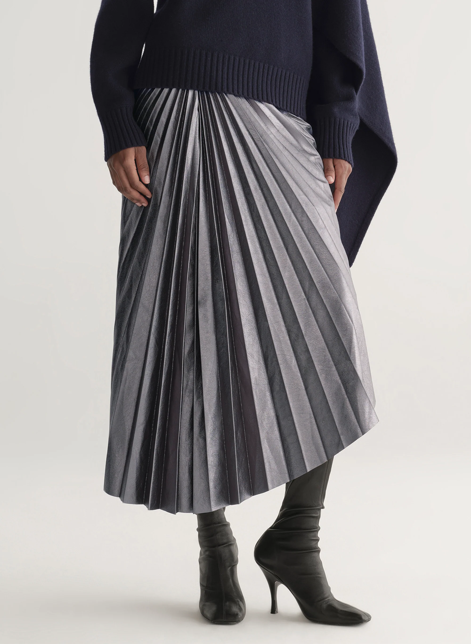 Tracy Metallic Vegan Leather Skirt - Image 3